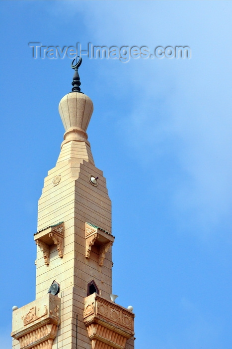 mauritania2: Nouakchott, Mauritania: slender minaret with bronze crescent of the Saudi Mosque aka Grand Mosque - King Faisal avenue and Mamadou Konate street - la Mosquée Saoudienne - photo by M.Torres - (c) Travel-Images.com - Stock Photography agency - Image Bank