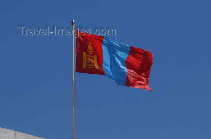 mongolia97: Ulan Bator / Ulaanbaatar, Mongolia: Mongolian flag on Sukhbaatar square - photo by A.Ferrari - (c) Travel-Images.com - Stock Photography agency - Image Bank