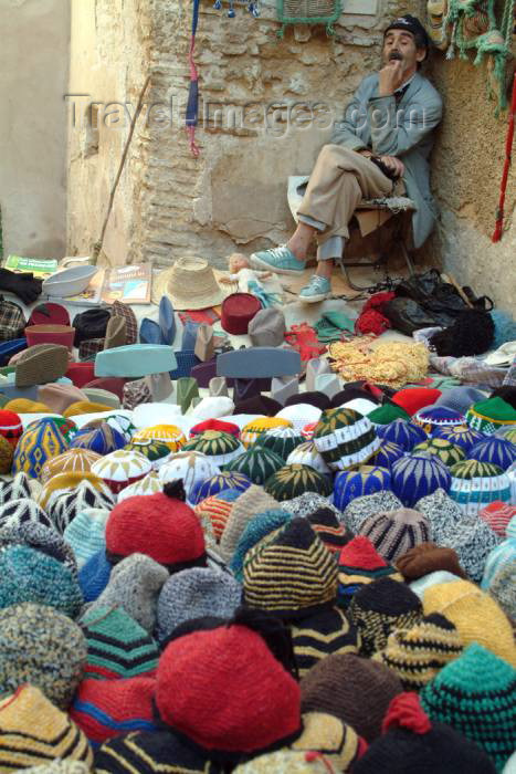moroc339: Morocco / Maroc - Fez: hat seller - photo by J.Banks - (c) Travel-Images.com - Stock Photography agency - Image Bank