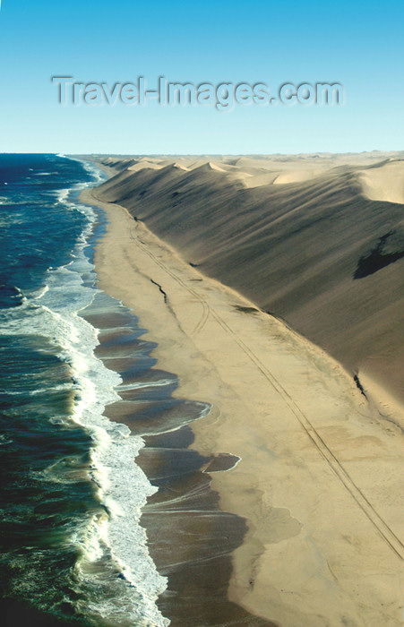 namibia117: Namibia: Aerial view of Skeleton Coast - Ocean meets Sand dunes - looking north, Kunene region - photo by B.Cain - (c) Travel-Images.com - Stock Photography agency - Image Bank