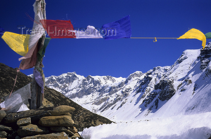 nepal371: Annapurna area, Nepal: Thorong La pass - cairn and prayer flags - photo by W.Allgöwer - (c) Travel-Images.com - Stock Photography agency - Image Bank