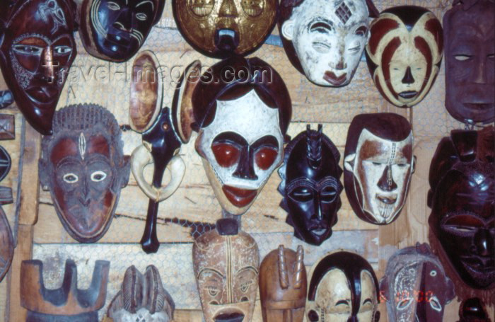 nigeria22: Nigeria - Lagos / LOS: ceremonial masks - Lekki market - photo by Dolores CM - (c) Travel-Images.com - Stock Photography agency - Image Bank