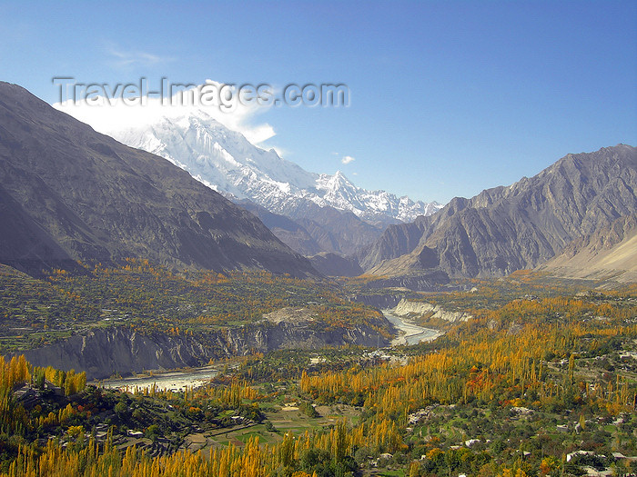 pakistan170: Karimabad / Baltit - Northern Areas, Pakistan: the village and the Hunza Valley seen from Baltit fort - KKH - photo by D.Steppuhn - (c) Travel-Images.com - Stock Photography agency - Image Bank