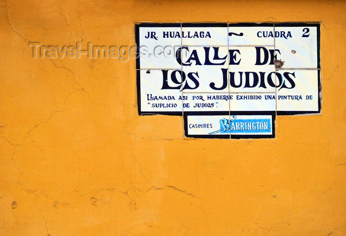 peru74: Lima, Peru: sign at the Street of the Jews - Calle de los Judios - Jirón Huallaga - Pizzaro's grid for the historical center - Damero de Pizarro en el centro histórico de Lima - photo by M.Torres - (c) Travel-Images.com - Stock Photography agency - Image Bank