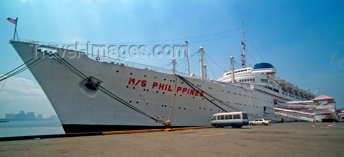 phil39: Manila, Philippines - International port, Cruise ship M/S Philippines - photo by B.Henry - (c) Travel-Images.com - Stock Photography agency - Image Bank