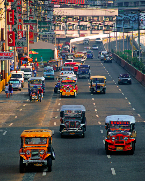 phil41: Manila city, Philippines - Jeepney busses -  photo by B.Henry - (c) Travel-Images.com - Stock Photography agency - Image Bank