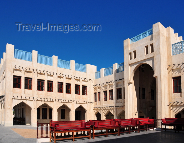 qatar28: Doha, Qatar: Souq Waqif - located south of the Corniche, off Grand Hamed St, is a showpiece of traditional architecture, handicrafts and folk art, and was once a weekend trading area for the Bedouins - photo by M.Torres - (c) Travel-Images.com - Stock Photography agency - Image Bank
