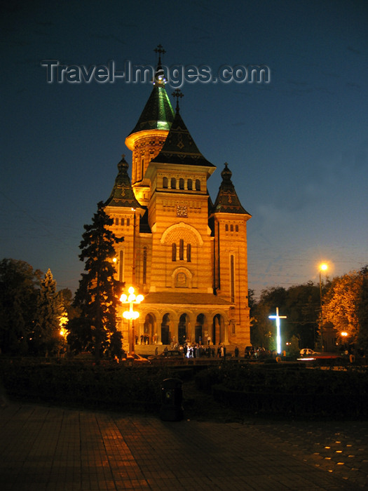 romania64: Romania - Timisoara: Orthodox cathedral - nocturnal - photo by *ve - (c) Travel-Images.com - Stock Photography agency - Image Bank