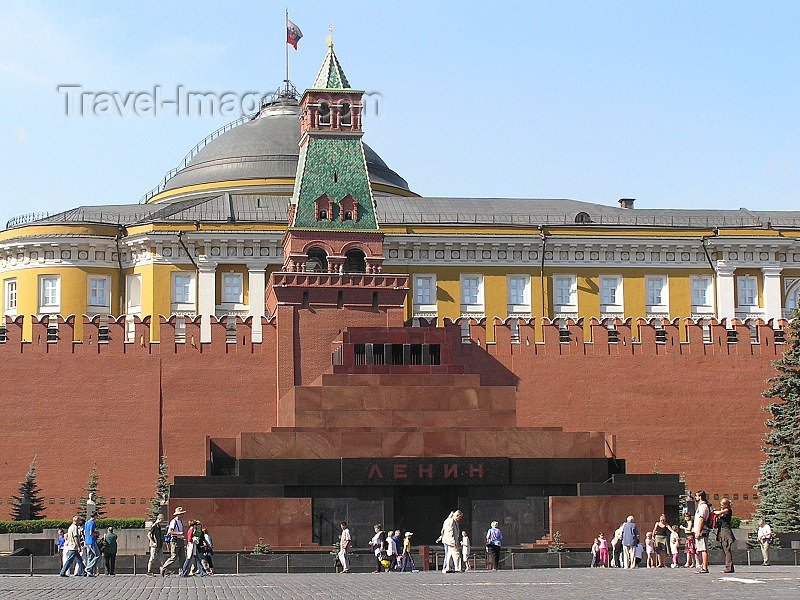 russia657: Russia - Moscow: Lenin's Mausoleum at Red Square - photo by J.Kaman - (c) Travel-Images.com - Stock Photography agency - Image Bank