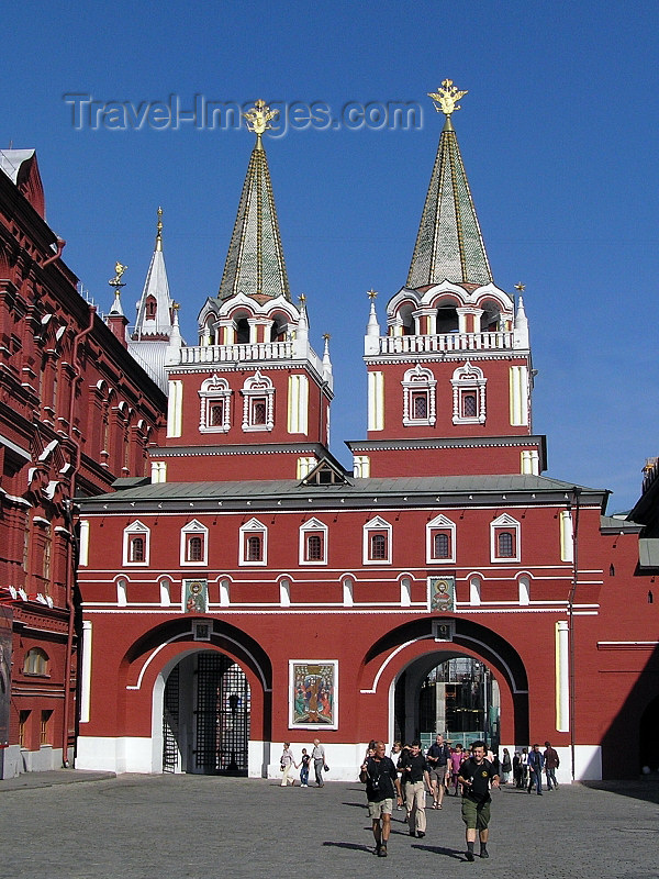 russia676: Russia - Moscow: Resurrection Gate - photo by J.Kaman - (c) Travel-Images.com - Stock Photography agency - Image Bank