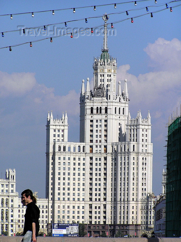 russia694: Russia - Moscow: High-rise building from Stalin's era - photo by J.Kaman - (c) Travel-Images.com - Stock Photography agency - Image Bank