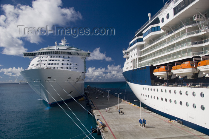 saint-martin46: Sint-Maarten / St Martin - SXM - Dutch West Indies - Pointe Blanche: cruise ships - photo by D.Smith - (c) Travel-Images.com - Stock Photography agency - Image Bank