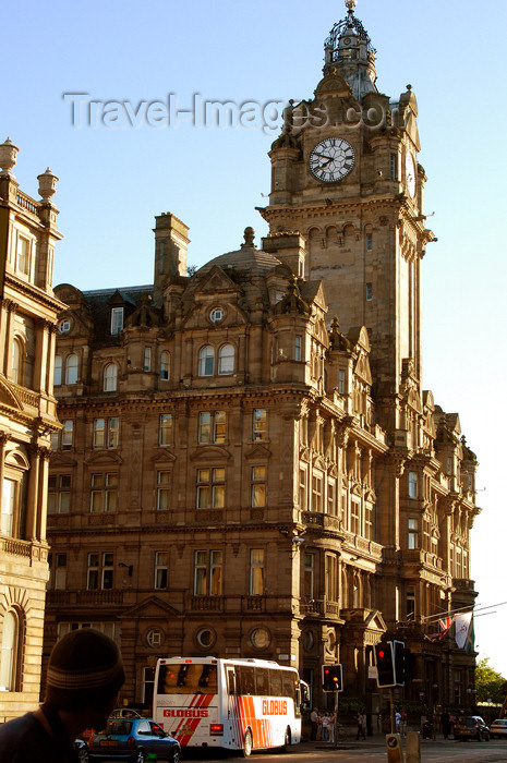 scot139: Scotland - Edinburgh: Exterior of the Balmoral Hotel - by architect W. Hamilton Beattie - Victorian and traditional Scottish baronial style - former North British Hotel - Princes Street - photo by C.McEachern - (c) Travel-Images.com - Stock Photography agency - Image Bank