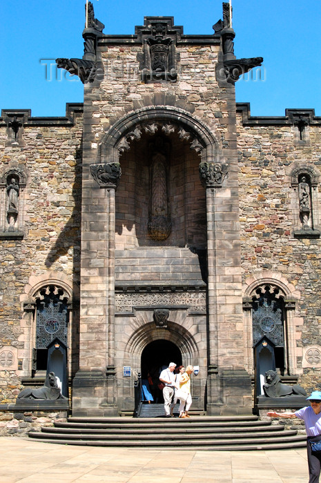 scot145: Scotland - Edinburgh: exterior view of the Scottish National War Memorial at Edinburgh Castle - photo by C.McEachern - (c) Travel-Images.com - Stock Photography agency - Image Bank