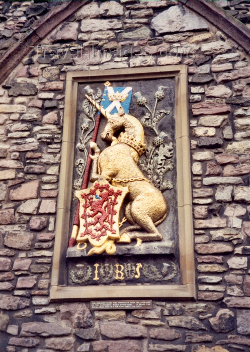 scot2: Scotland - Ecosse - Edinburgh: ocal heraldic on the Golden Mile - coat of arms of King James the fifth - unicorn - photo by M.Torres - (c) Travel-Images.com - Stock Photography agency - Image Bank