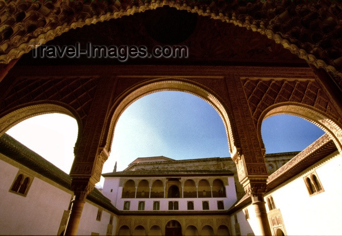 Spain / España - Granada: the Alhambra - arches / arcos (photo by F.Rigaud)