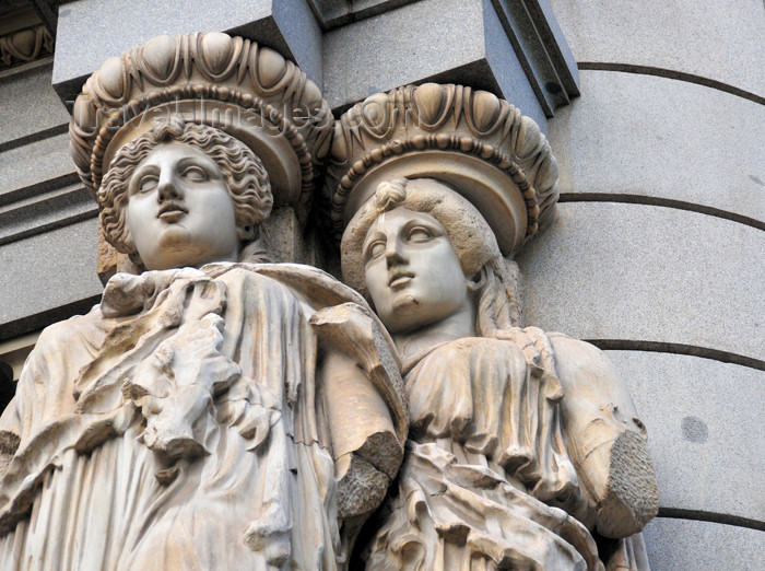 spai457: Madrid, Spain: Calle de Alcalá - caryatids at Instituto Cervantes, former building of the Banco Central Hispano - designed by the Galician architect Antonio Palacios - photo by M.Torres - (c) Travel-Images.com - Stock Photography agency - Image Bank