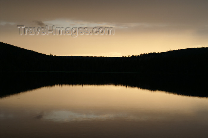 sweden80: Älvdalen, Dalarnas län, Sweden: reflections over the lake Navarsjö at sunset - photo by A.Ferrari - (c) Travel-Images.com - Stock Photography agency - Image Bank