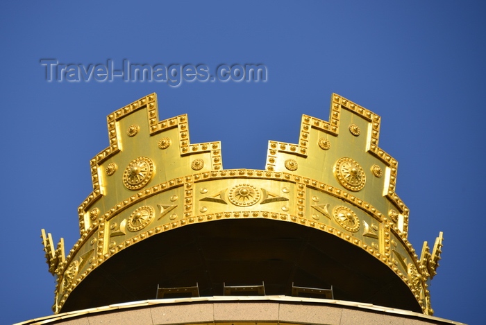 tajikistan5: Dushanbe, Tajikistan: golden crown atop the Ismoil Somoni monument - Tajikistan is said get its name from 'taj', the Persian word for crown - photo by M.Torres - (c) Travel-Images.com - Stock Photography agency - Image Bank