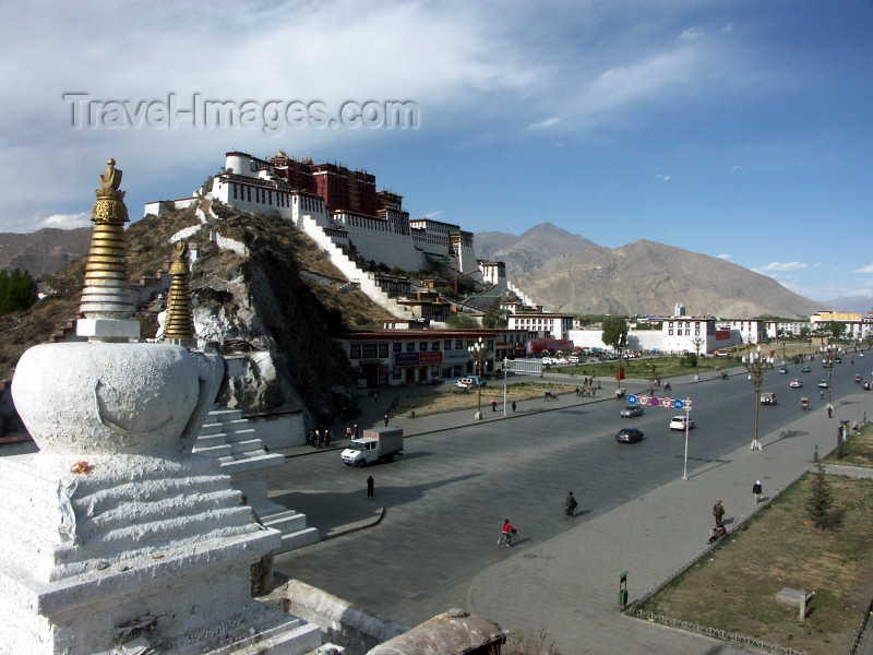 tibet17: Tibet - Lhasa: the Potala Palace, Zhol square and stupas - photo by P.Artus - (c) Travel-Images.com - Stock Photography agency - Image Bank