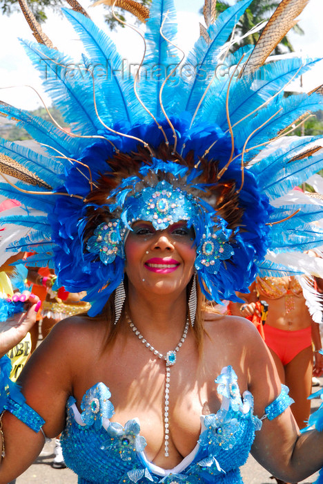 trinidad-tobago83: Port of Spain, Trinidad and Tobago: a woman with blue feather crown and generous cleavage - Carnaval international de Trinidad - photo by E.Petitalot - (c) Travel-Images.com - Stock Photography agency - Image Bank