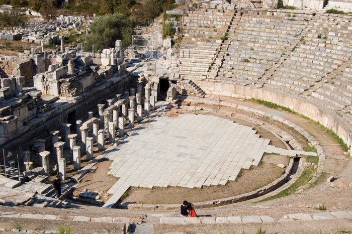 Efes / Ephesus - Selcuk, Izmir province, Turkey: the Theatre, the largest in Anatolia - Panayir Hill - photo by D.Smith