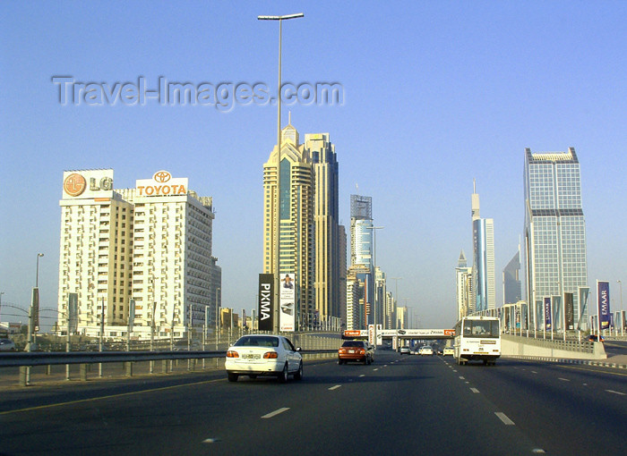 uaedb15: UAE - Dubai: city view - photo by Llonaid - (c) Travel-Images.com - Stock Photography agency - Image Bank