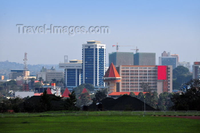 uganda63: Kampala, Uganda: central business district skyline and golf course - Stanbic Bank Towers (Crested Towers), Golf Course Hotel - photo by M.Torres - (c) Travel-Images.com - Stock Photography agency - Image Bank