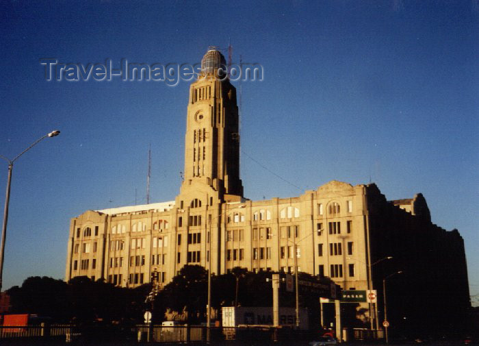 uruguay1: Uruguay - Montevideo: harbour building (photo by M.Torres) - (c) Travel-Images.com - Stock Photography agency - Image Bank