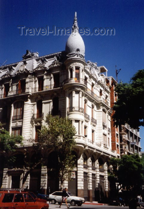 uruguay10: Uruguay - Montevideo: onion - architecture (photo by M.Torres) - (c) Travel-Images.com - Stock Photography agency - Image Bank