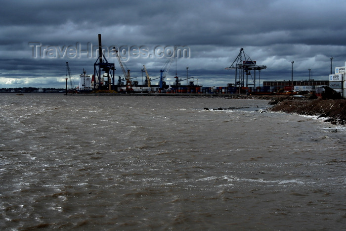 uruguay43: Montevideo, Uruguay: dark sky over the port - Puerto de Montevideo - photo by A.Chang - (c) Travel-Images.com - Stock Photography agency - Image Bank