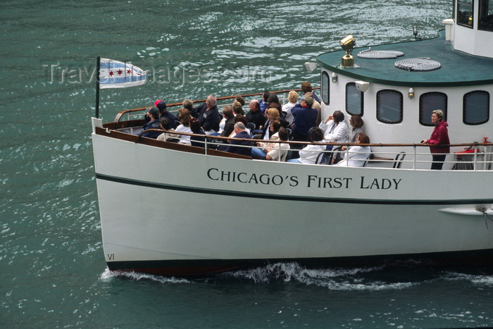 usa1073: Chicago, Illinois, USA: prow of Chicago's First Lady, taking tourists on the architectural and historic cruise along the Chicago River - photo by C.Lovell - (c) Travel-Images.com - Stock Photography agency - Image Bank