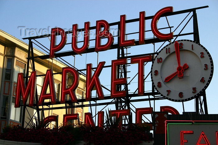 usa337: Seattle, Washington, USA:  Pike's Peak Market - neon and clock - photo by R.Ziff - (c) Travel-Images.com - Stock Photography agency - Image Bank