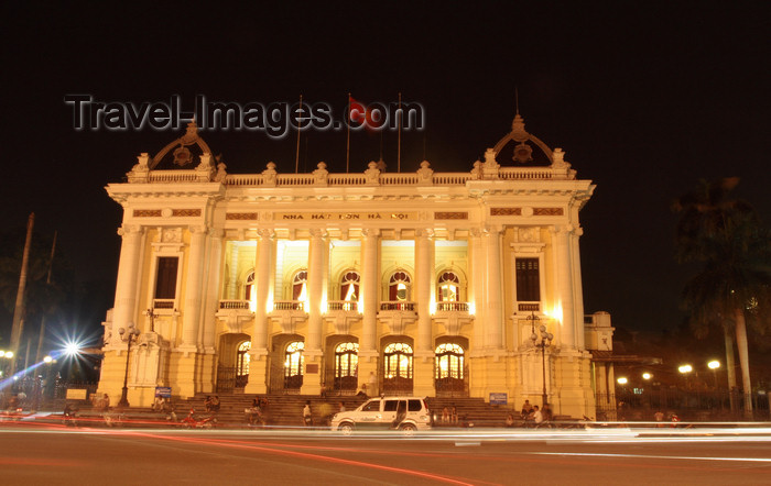 vietnam95: Hanoi - Vietnam - The Hanoi Opera House at night - Trang Tien Street - French architecture and typical Gothic and Mosaic characters reflected on the door domes and the glassed room respectively - the largest theatre in Vietnam - photo by Tran Thai - (c) Travel-Images.com - Stock Photography agency - Image Bank