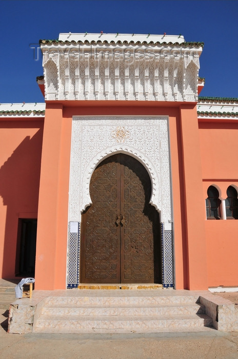 western-sahara104: Laâyoune / El Aaiun, Saguia el-Hamra, Western Sahara: Moulay Abdel Aziz Great Mosque - south gate - photo by M.Torres - (c) Travel-Images.com - Stock Photography agency - Image Bank