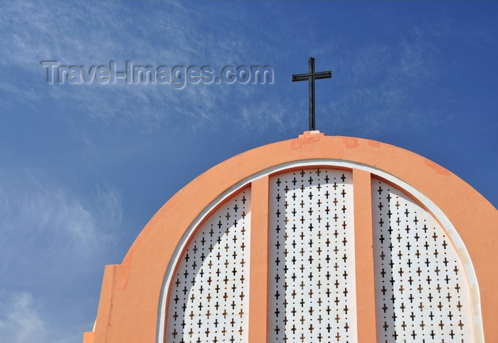 western-sahara134: Laâyoune / El Aaiun, Saguia el-Hamra, Western Sahara: Spanish Cathedral - Catholic cross and sky - photo by M.Torres - (c) Travel-Images.com - Stock Photography agency - Image Bank