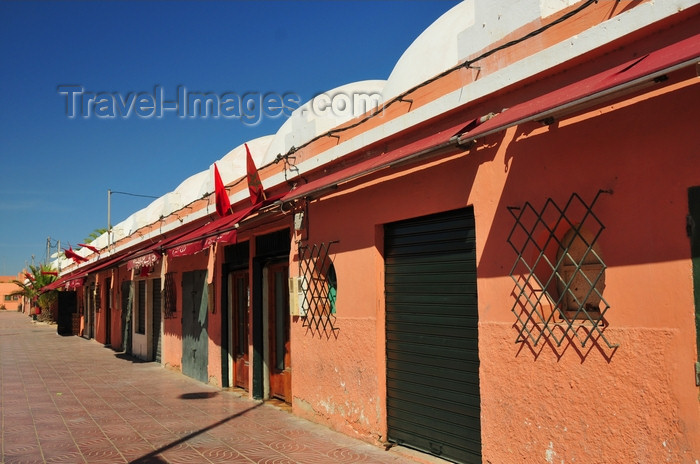 western-sahara62: Laâyoune / El Aaiun, Saguia el-Hamra, Western Sahara: artisans center - complexe artisanal - Blvd de Mekka - photo by M.Torres - (c) Travel-Images.com - Stock Photography agency - Image Bank