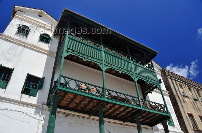 zanzibar62: Stone Town, Zanzibar, Tanzania: Old Customs house, now housing the Zanzibar Conservation Centre and the Dhow Countries Music Academy, Mzingani road - photo by M.Torres - (c) Travel-Images.com - Stock Photography agency - Image Bank