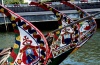 Portugal - Aveiro: as proas decoradas dos barcos moliceiros - Canal Central - Rossio  (photo by Angel Hernandez)