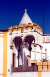 Portugal - Alentejo - vora: Moorish-style Cordovil house / Mirante da Casa Cordovil - estilo mourisco - Porta dae Moura - photo by M.Durruti