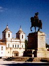 Portugal - Vila Viosa: Joao IV - the first king in the Braganza dynasty - Dom Joo IV - o primeiro rei da dinastia Bragana (frente ao Pao Ducal) - photo by M.Durruti