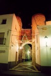 Olivena: porta nas muralhas - imagem nocturna / gate - at night