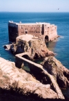 Portugal - Berlengas - ilhas Berlengas: the fort - bastion against pirates and Castilians - o forte - bastio contra piratas e Castelhanos - photo by M.Durruti