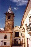 Fronteira: clock tower and passage - torre do relgio - photo by M.Durruti