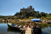 Portugal - Ribatejo - Almourol (Concelho de Chamusca): boat to the castle / barco para o castelo - photo by M.Durruti