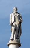 Setbal: statue of Manuel Maria Barbosa du Bocage, 18th century Portuguese erotic poet / esttua de Bocage, poeta ertico - photo by M.Durruti