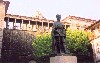 Viseu: estatua do rei Dom Duarte - Praa de Dom Duarte