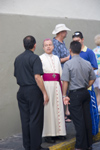 Puerto Rico - San Juan: a priest meets people (photo by D.Smith)