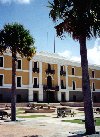 Puerto Rico - San Juan: Plaze del Cuartel de Ballaj - Museo de las Americas (photo by M.Torres)