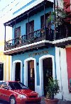 Puerto Rico - San Juan: balcon colonial (photo by M.Torres)